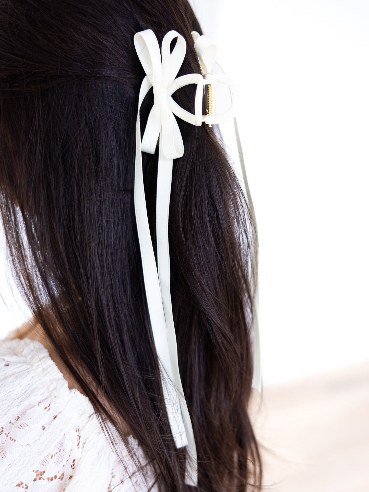 Long Ribbon Claw Clip